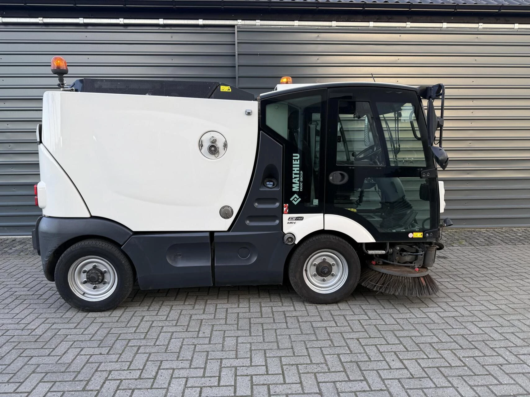 Hoofdafbeelding Mathieu MC 210 Azura Flex Euro 6