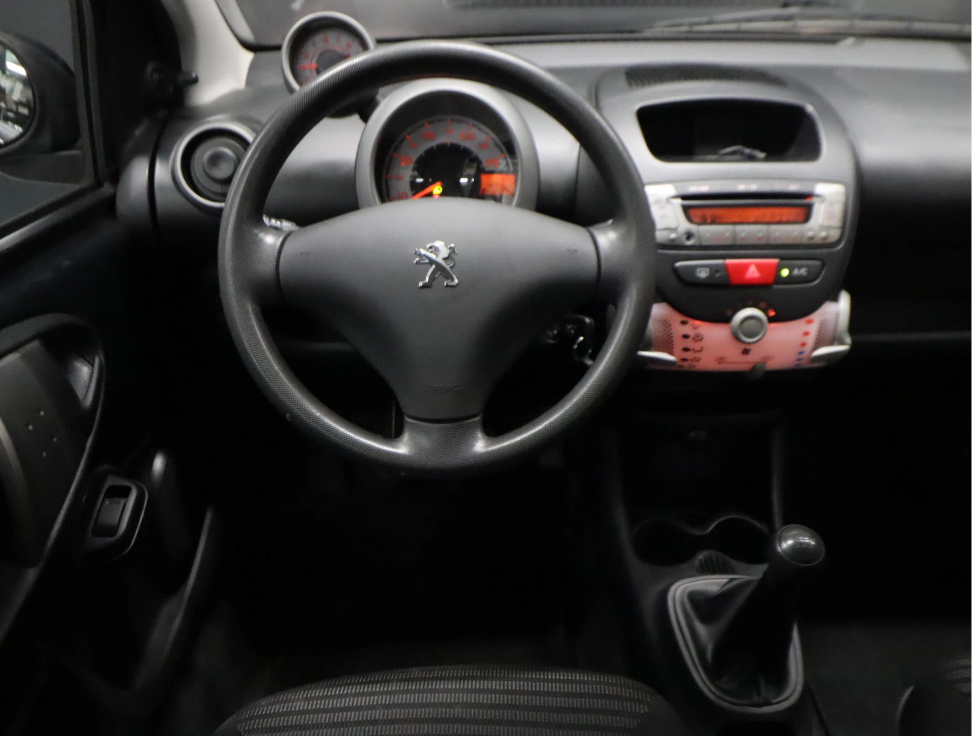 Hoofdafbeelding Peugeot 107