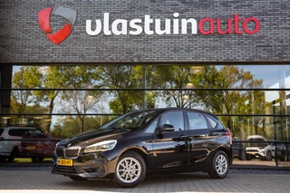 BMW 2 Serie Active Tourer 218i High Executive , Trekhaak, Navigatie, Stoelverwarming,
