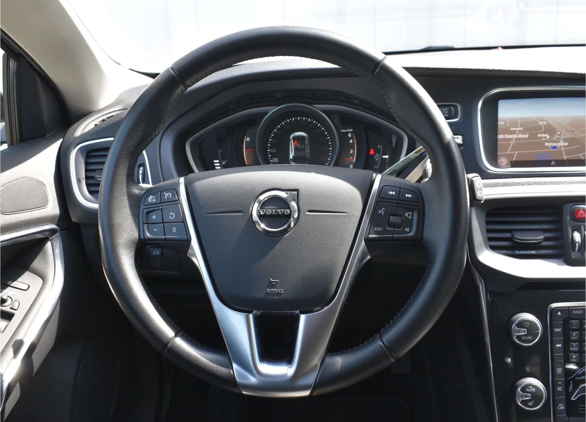 Hoofdafbeelding Volvo V40