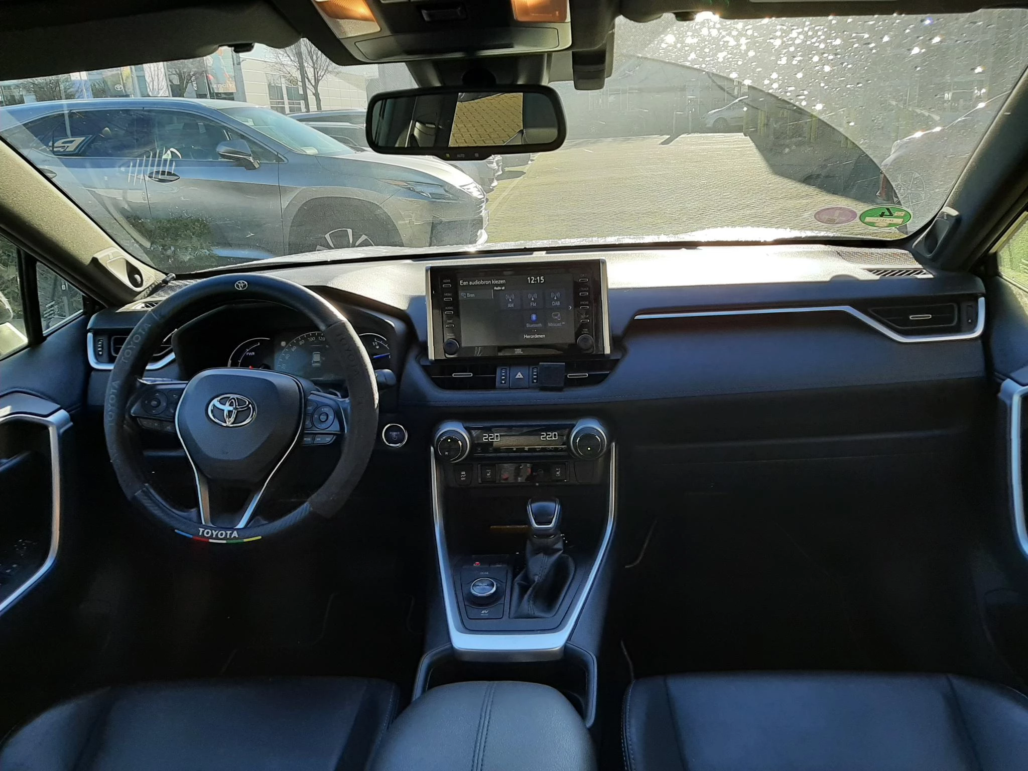 Hoofdafbeelding Toyota RAV4