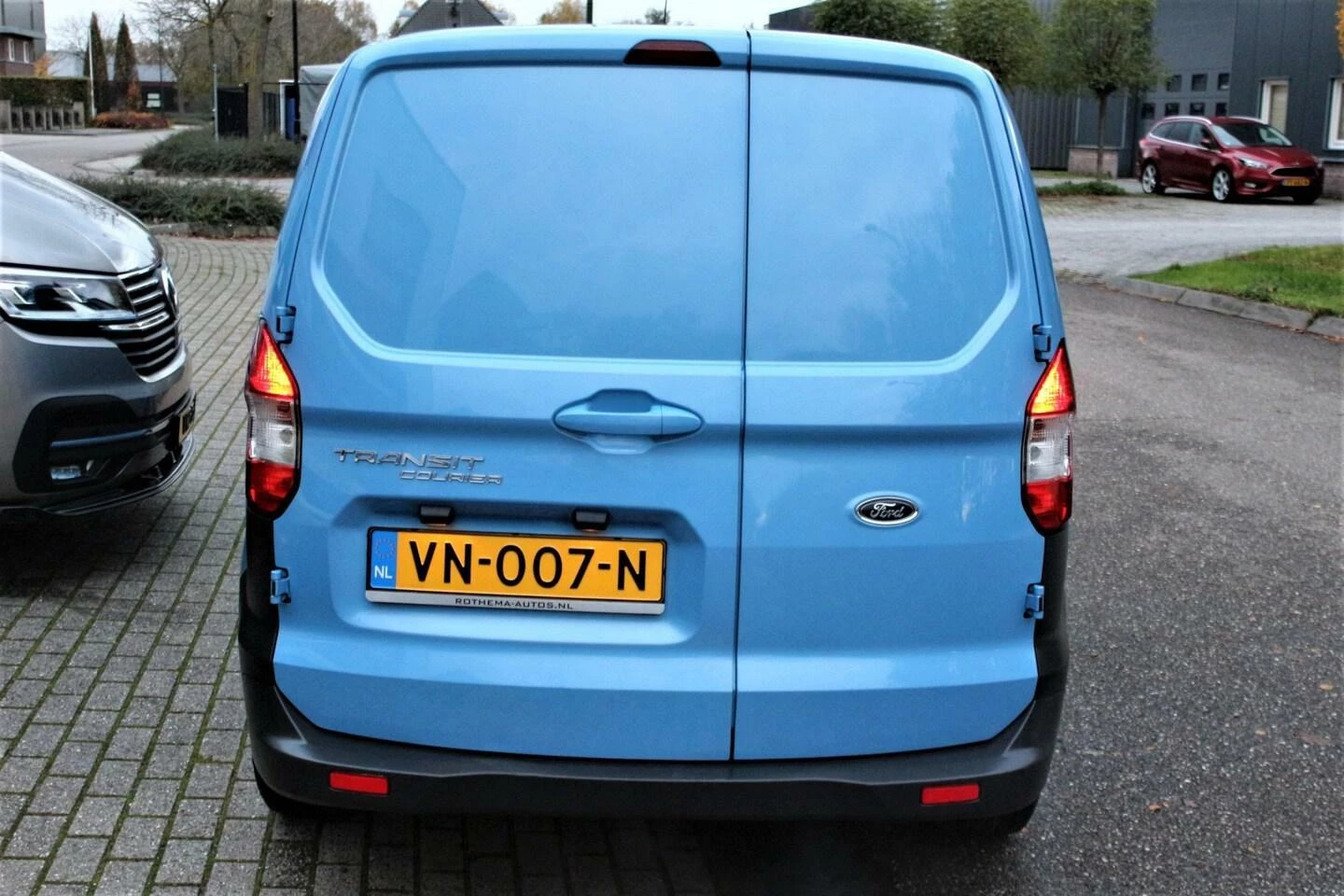 Hoofdafbeelding Ford Transit Courier