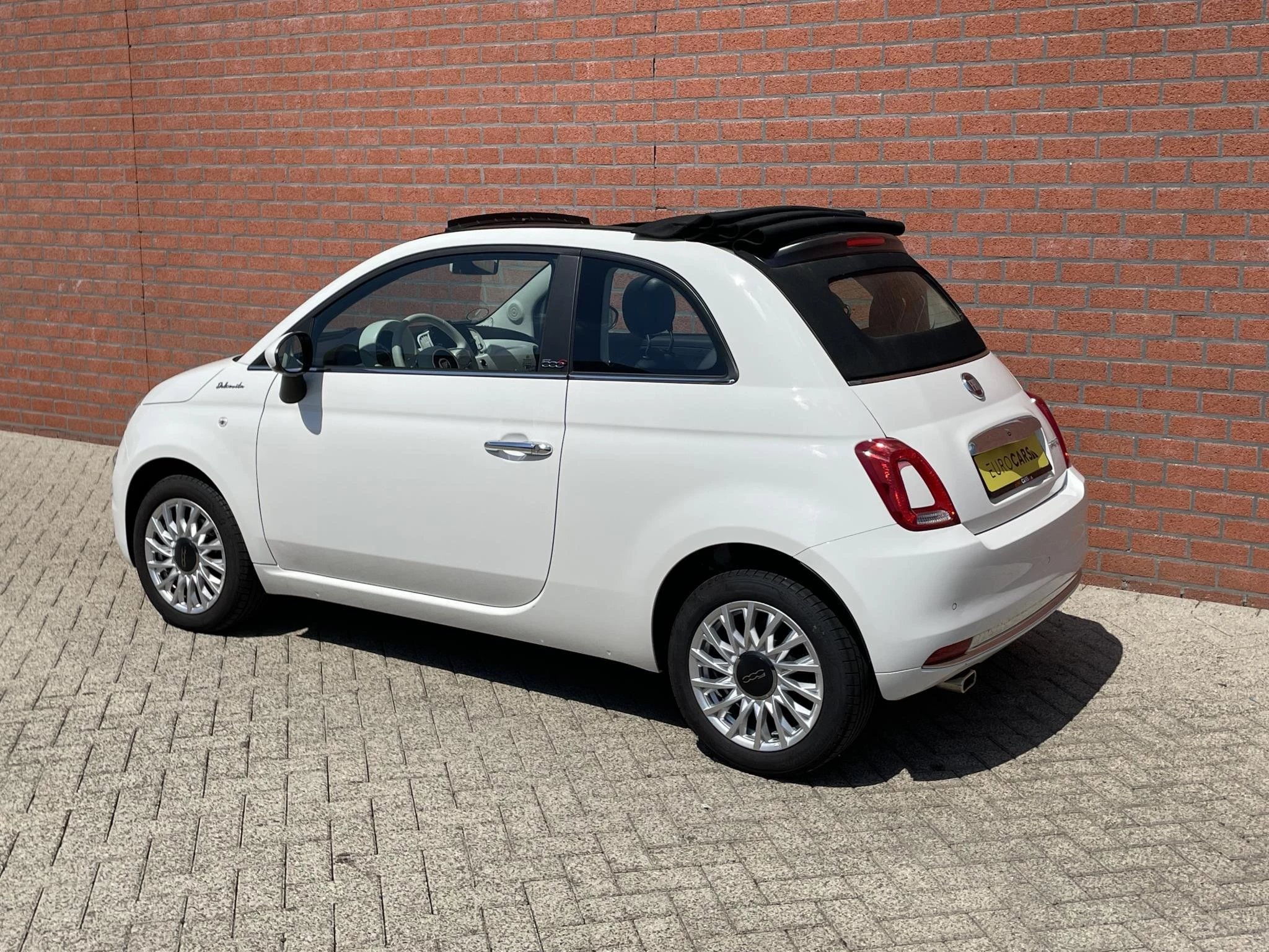 Hoofdafbeelding Fiat 500C