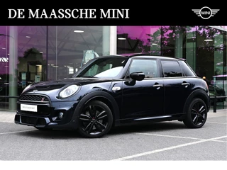 MINI Cooper S Hatchback Hammersmith JCW Automaat / Panoramadak / LED / Harman-Kardon / Park Assistant / Stoelverwarming / Comfortstoelen / Comfort Access