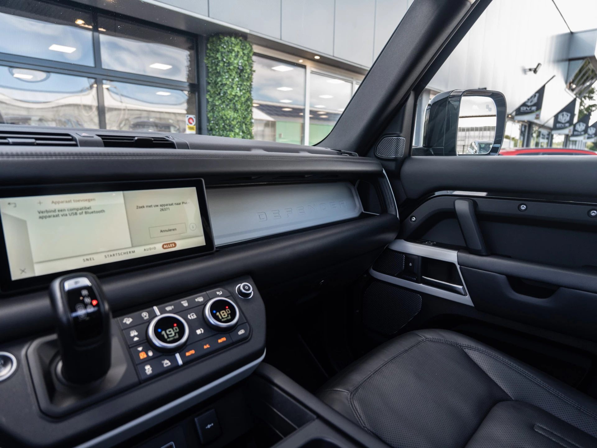 Hoofdafbeelding Land Rover Defender