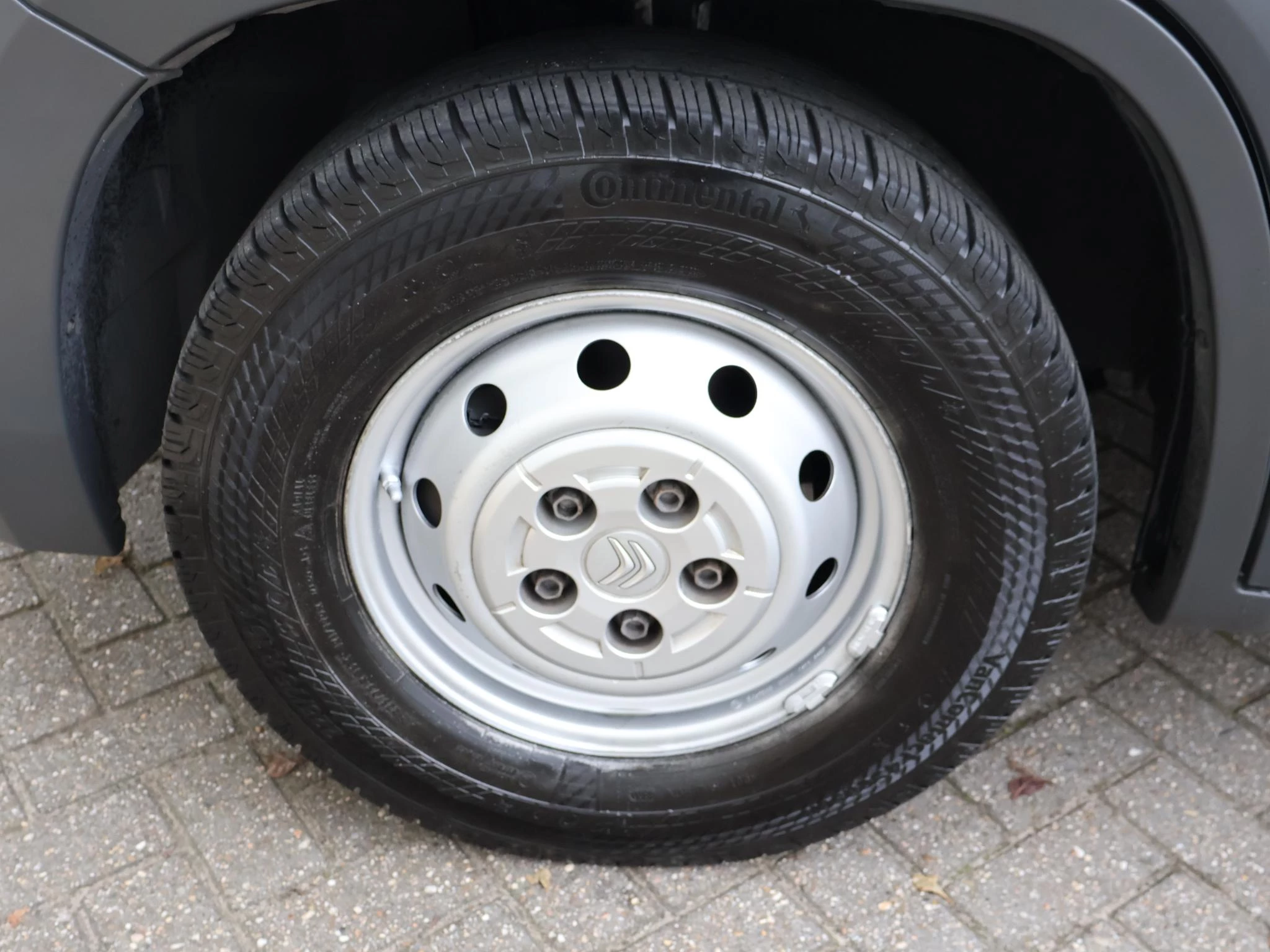 Hoofdafbeelding Pössl Summit 640