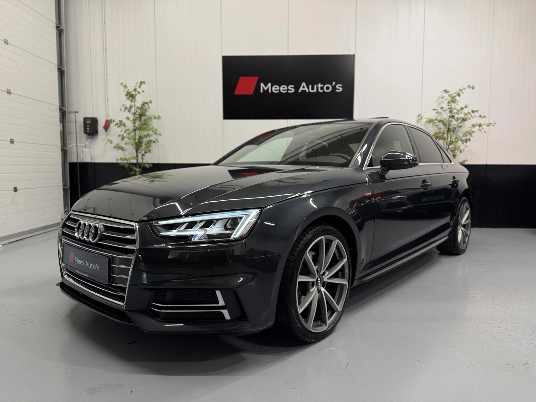Hoofdafbeelding Audi A4