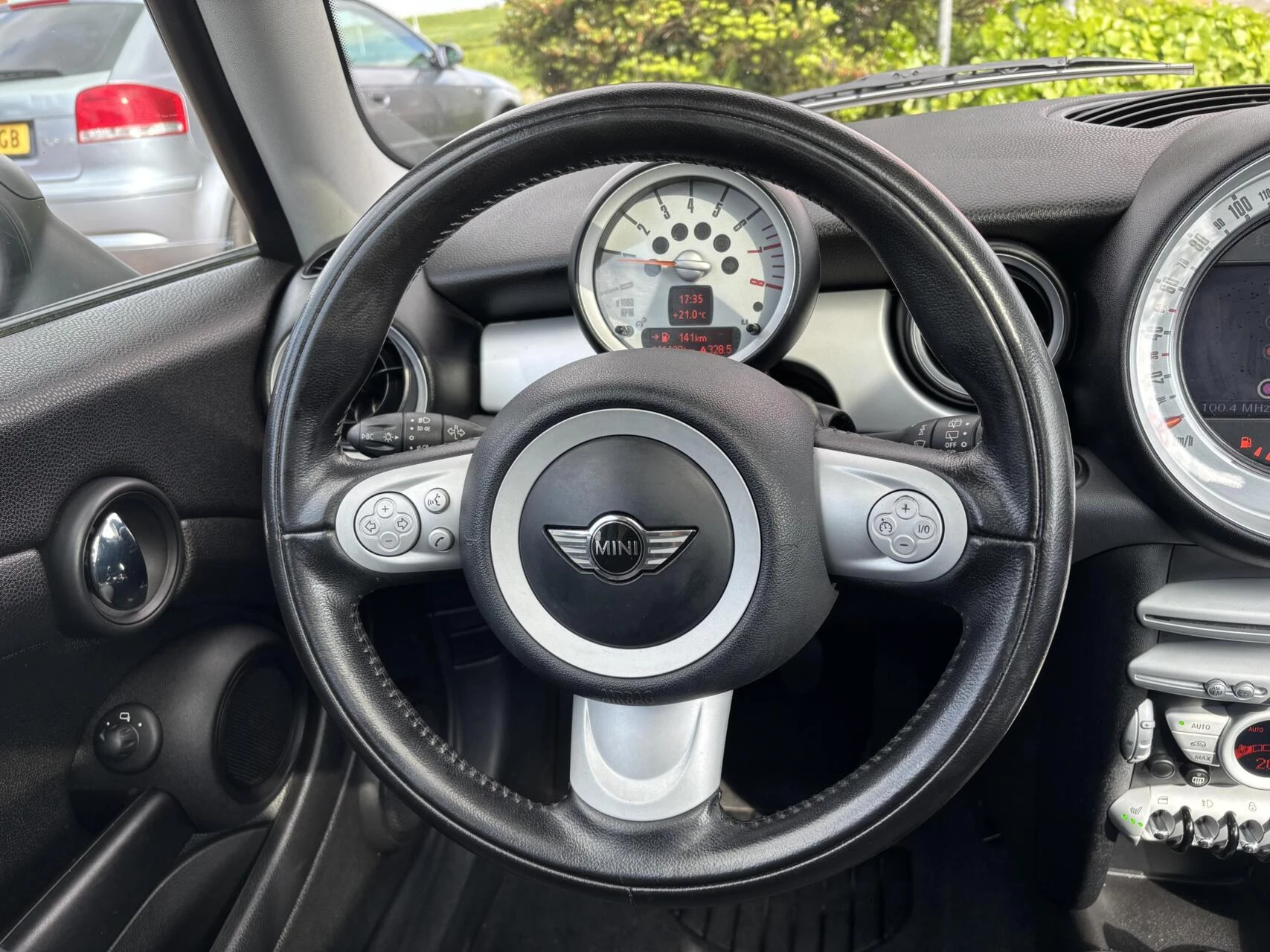 Hoofdafbeelding MINI One