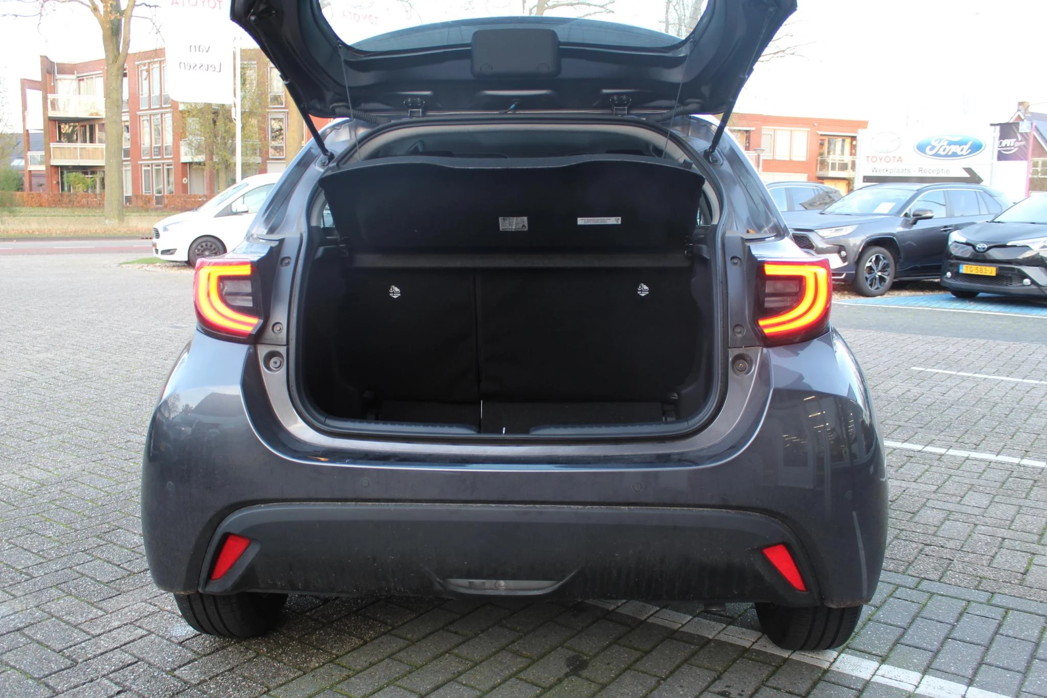 Hoofdafbeelding Toyota Yaris