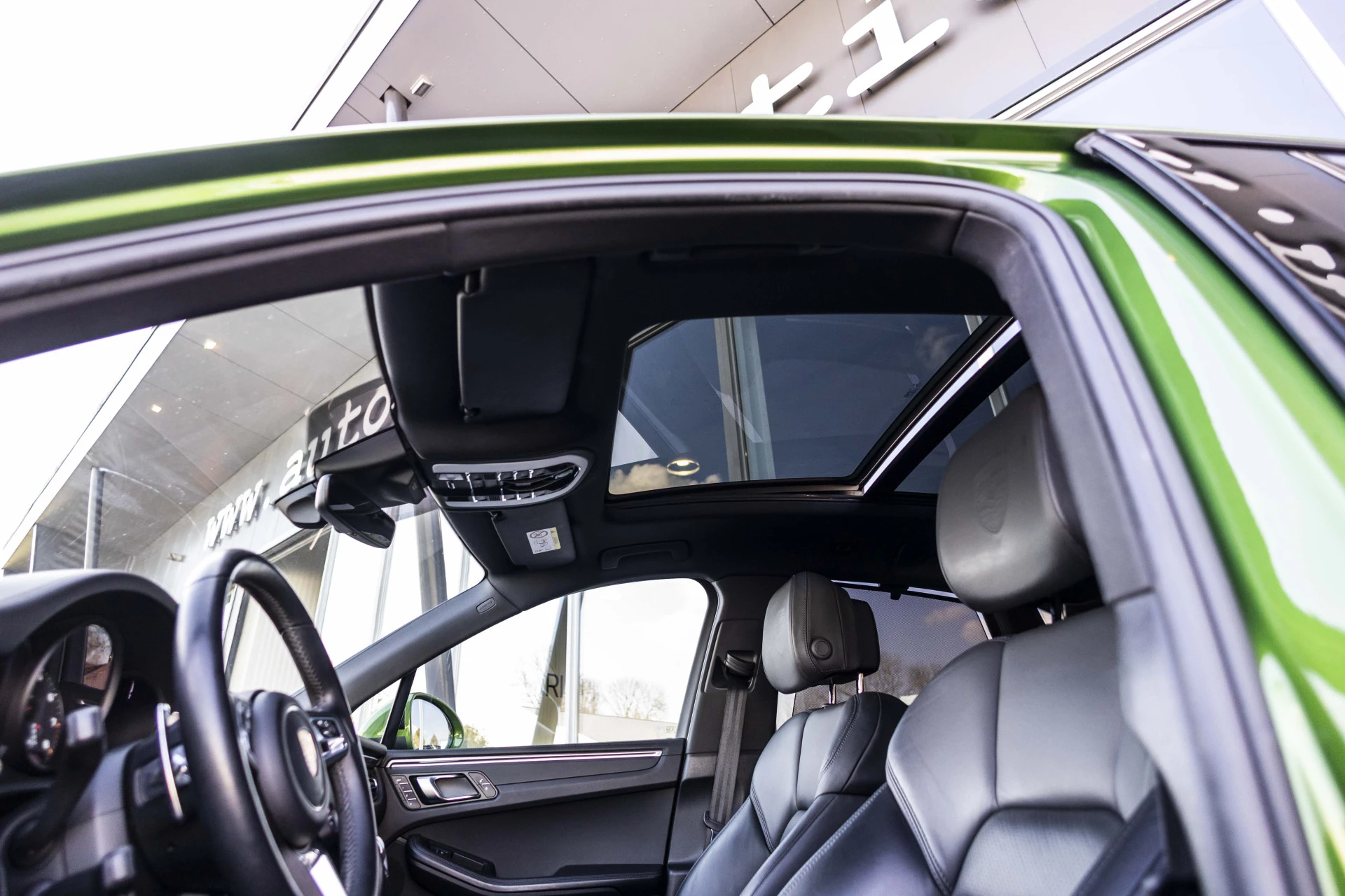 Hoofdafbeelding Porsche Macan