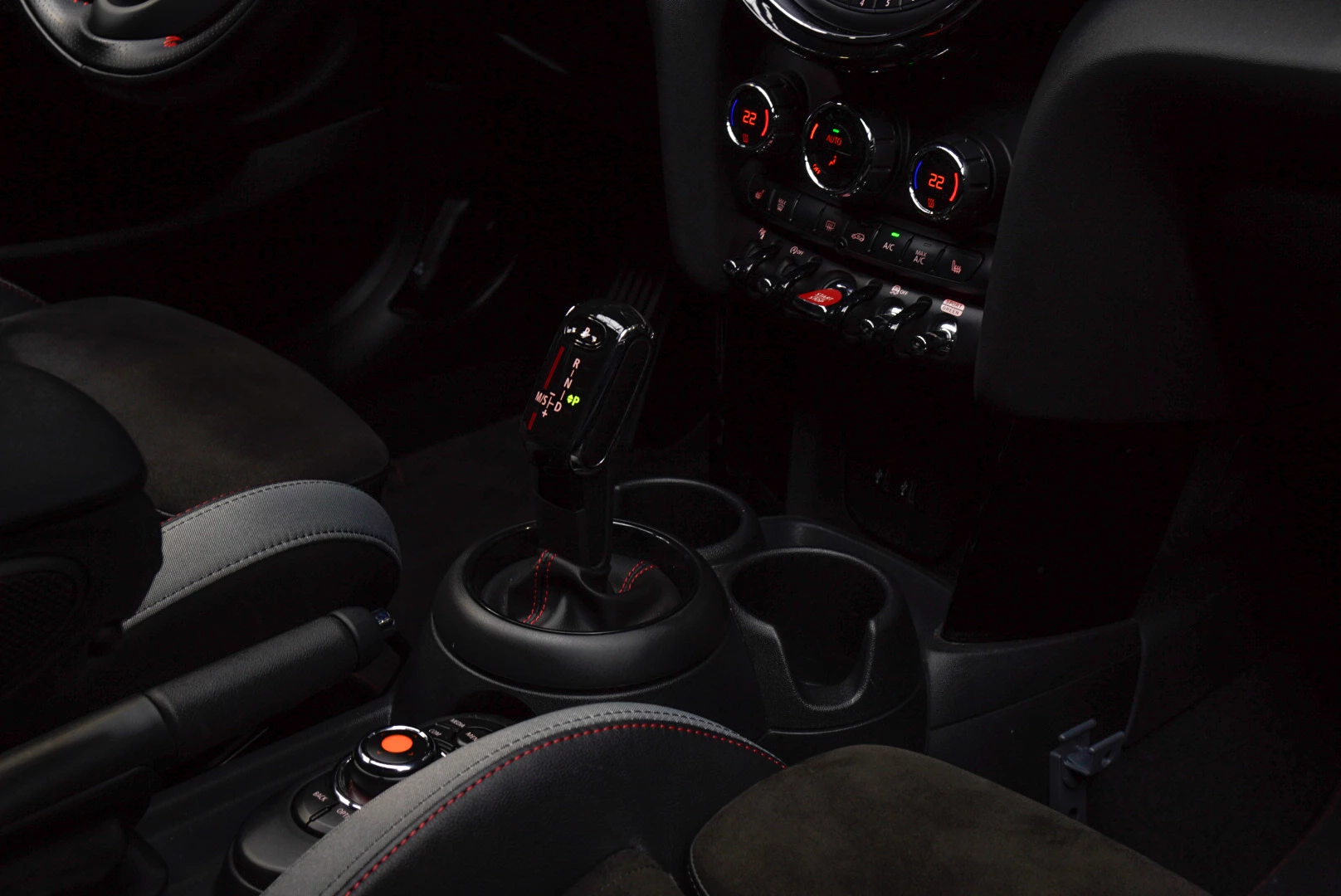 Hoofdafbeelding MINI Cooper Cabrio