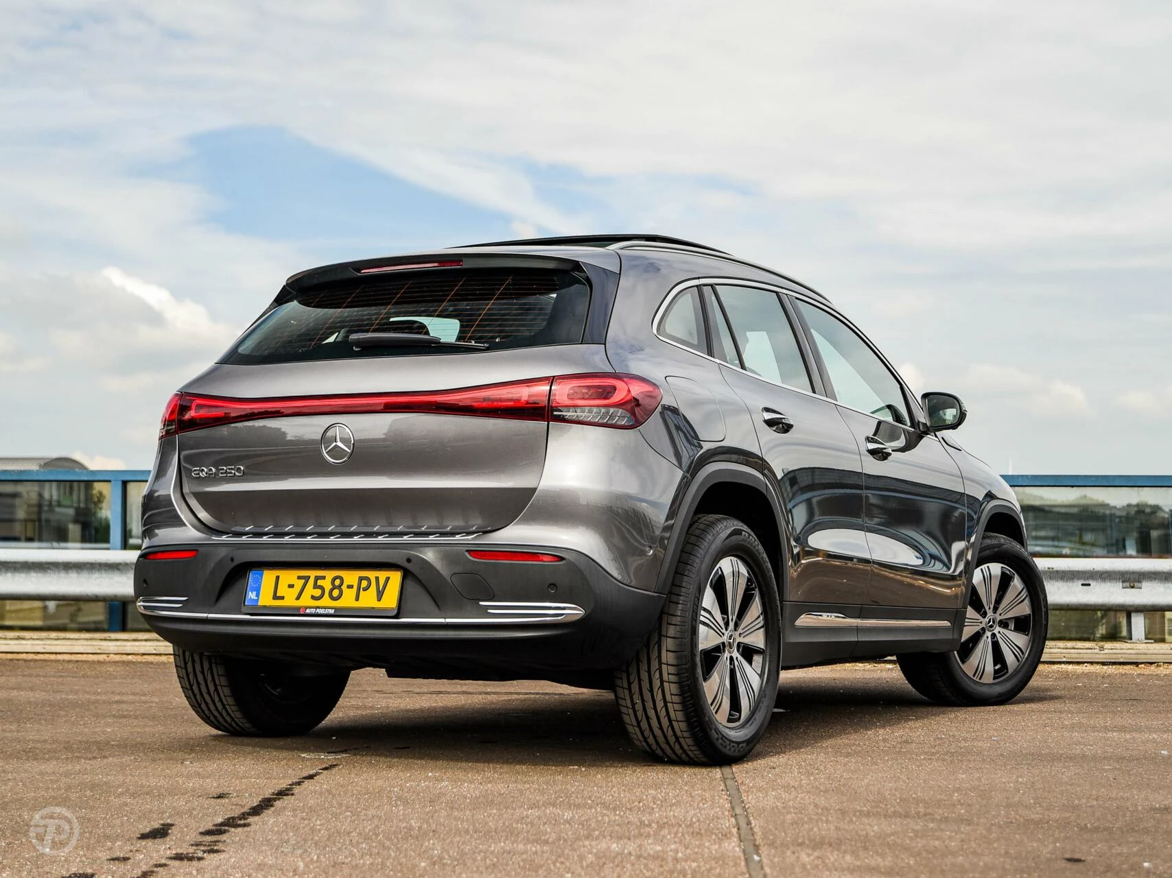 Hoofdafbeelding Mercedes-Benz EQA