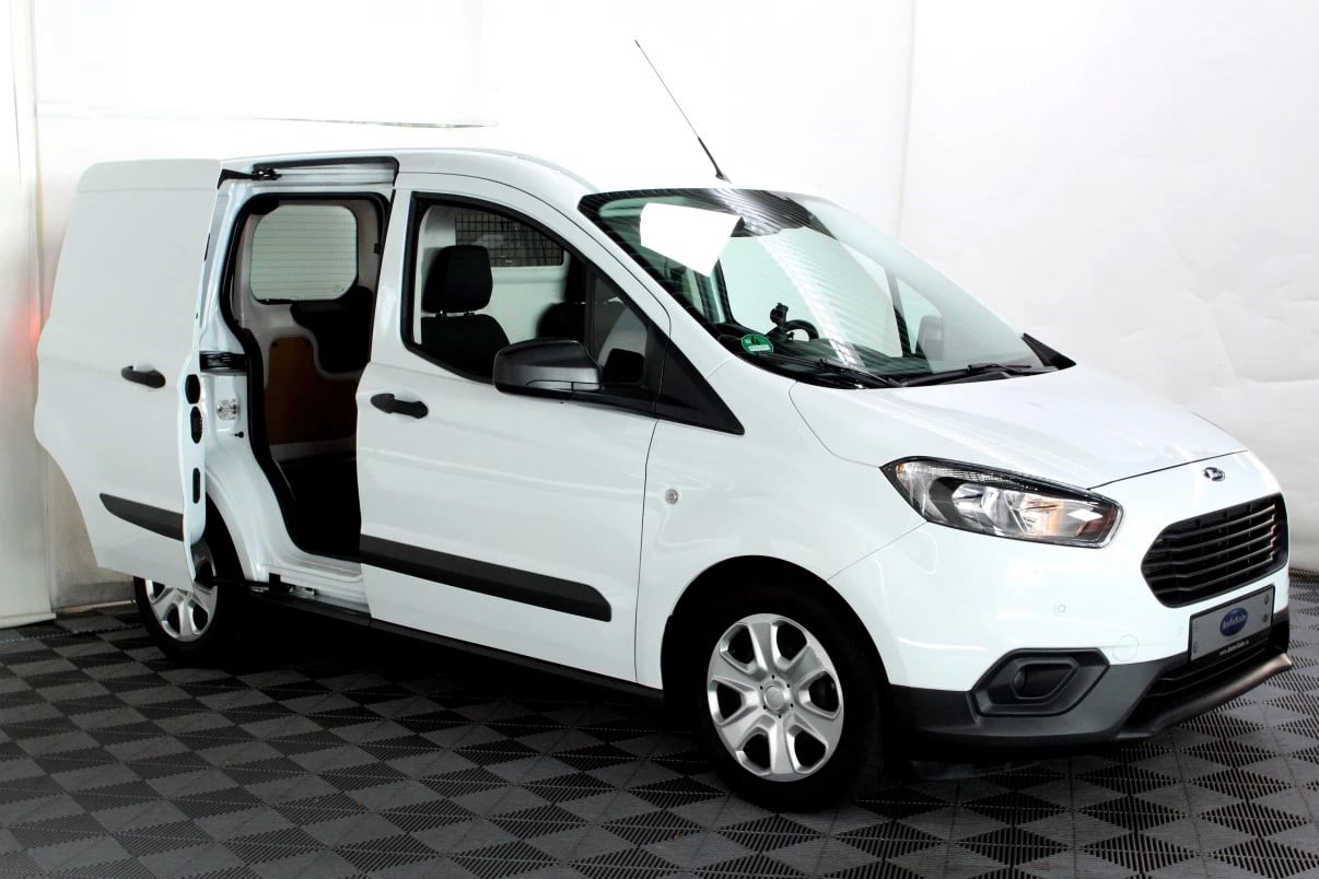 Hoofdafbeelding Ford Transit Courier