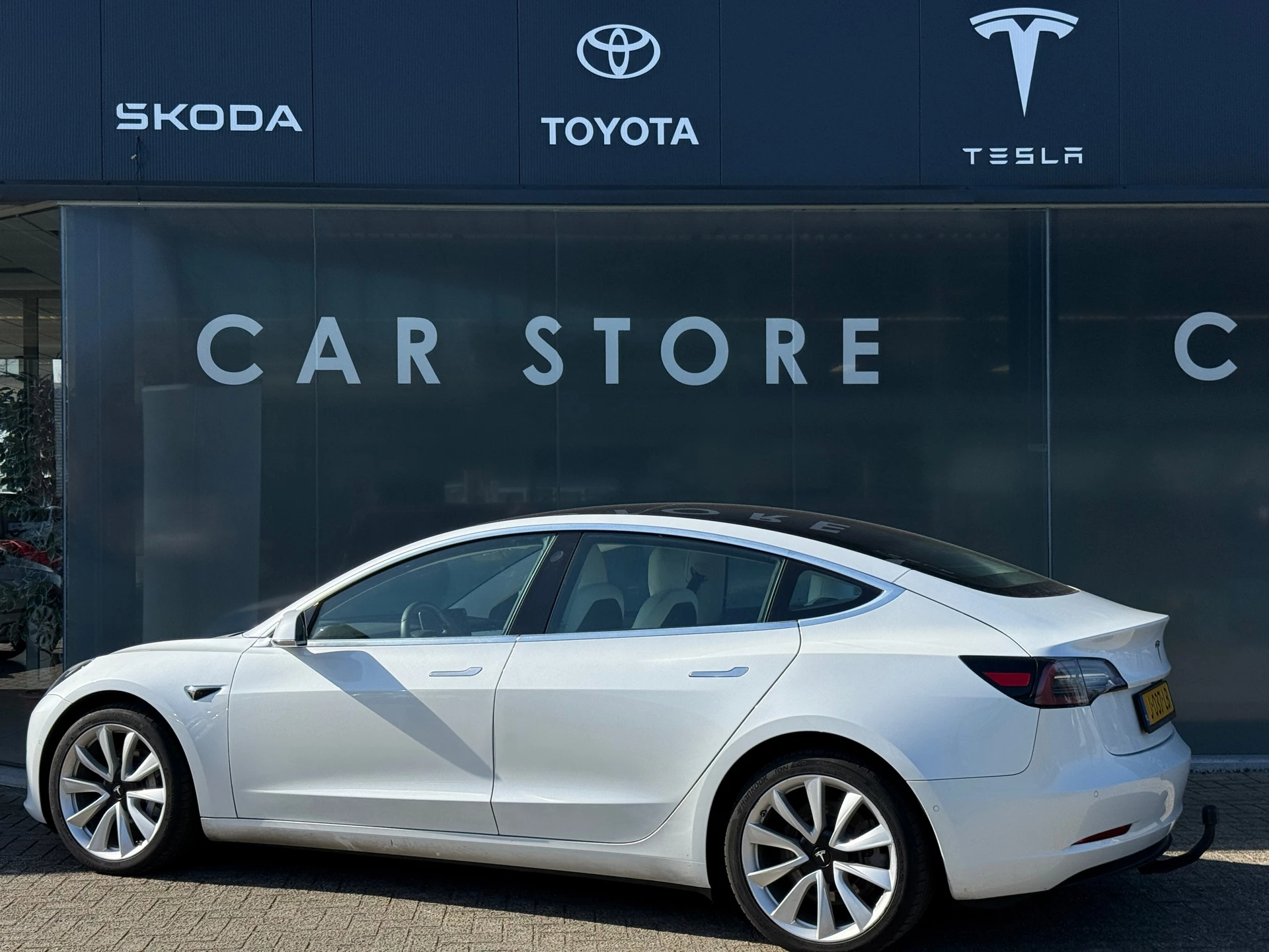 Hoofdafbeelding Tesla Model 3