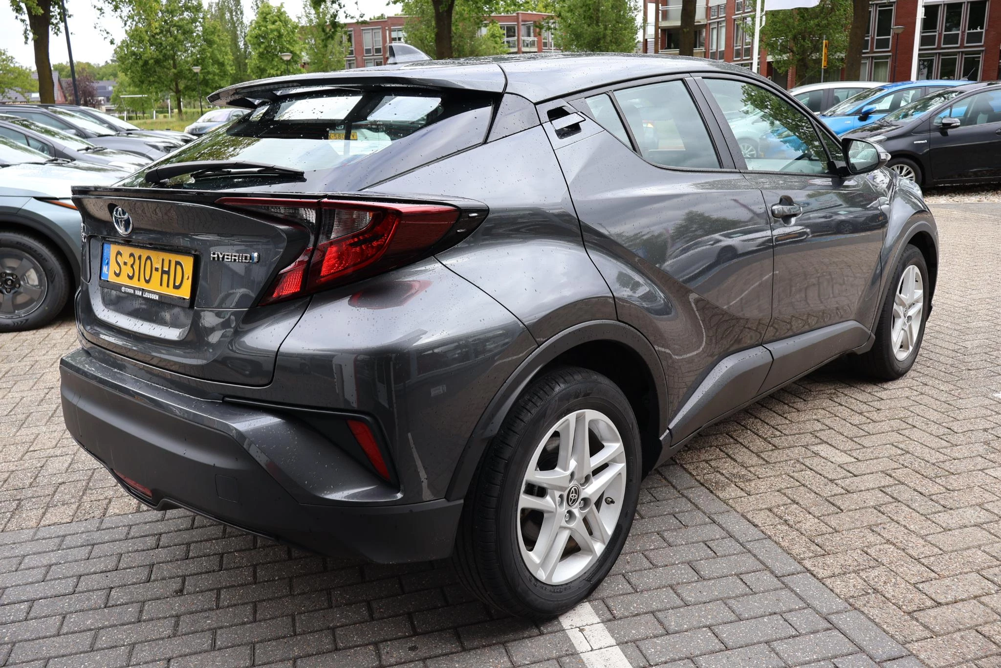 Hoofdafbeelding Toyota C-HR