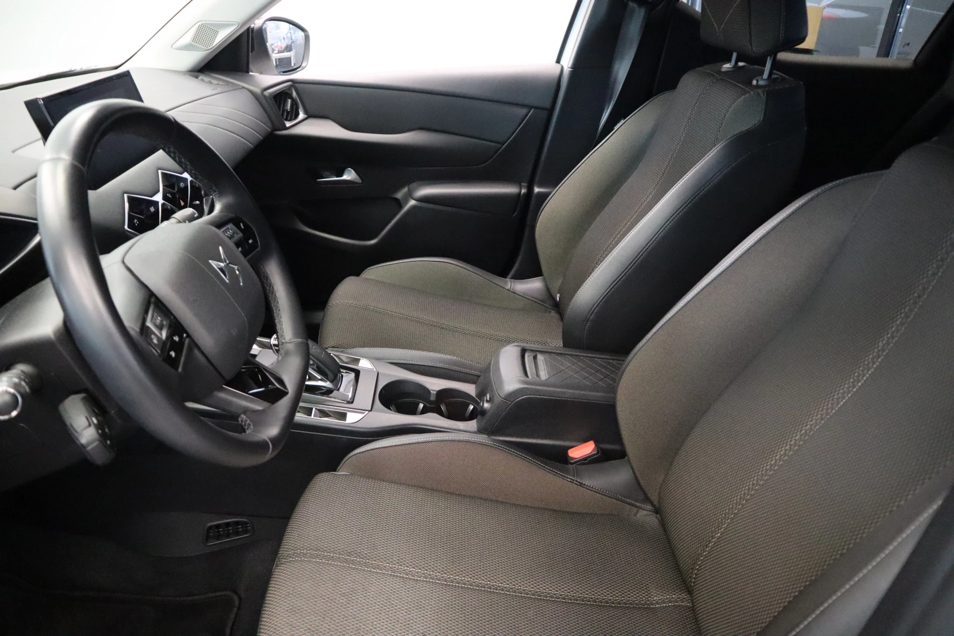 Hoofdafbeelding DS DS 3