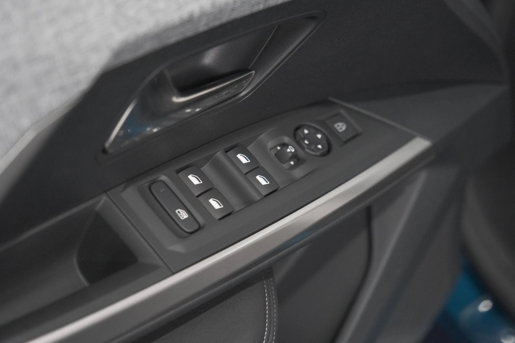 Hoofdafbeelding Peugeot e-3008