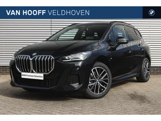 BMW 2 Serie Active Tourer 225e xDrive High Executive M Sport Automaat / Panoramadak / Trekhaak / Sportstoelen / M Adaptief onderstel / Adaptieve LED / Parking Assistant Plus / Head-Up / Harman-Kardon