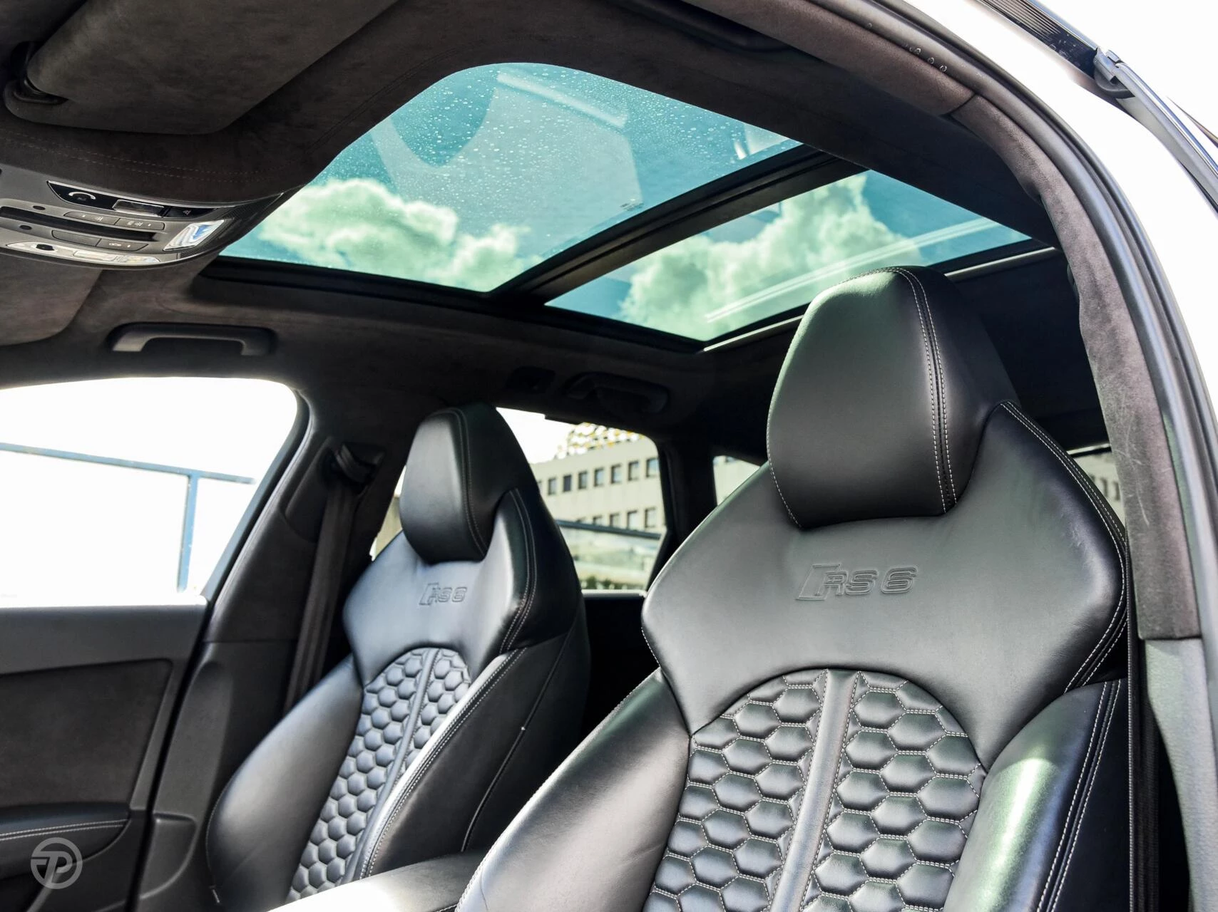 Hoofdafbeelding Audi RS6