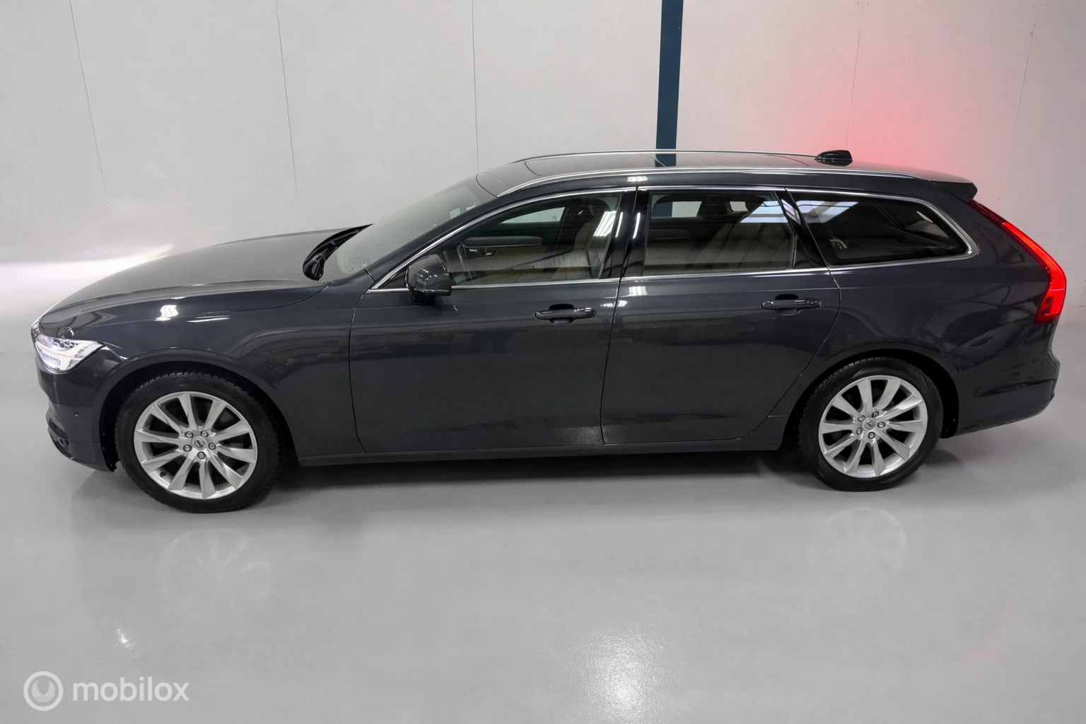 Hoofdafbeelding Volvo V90