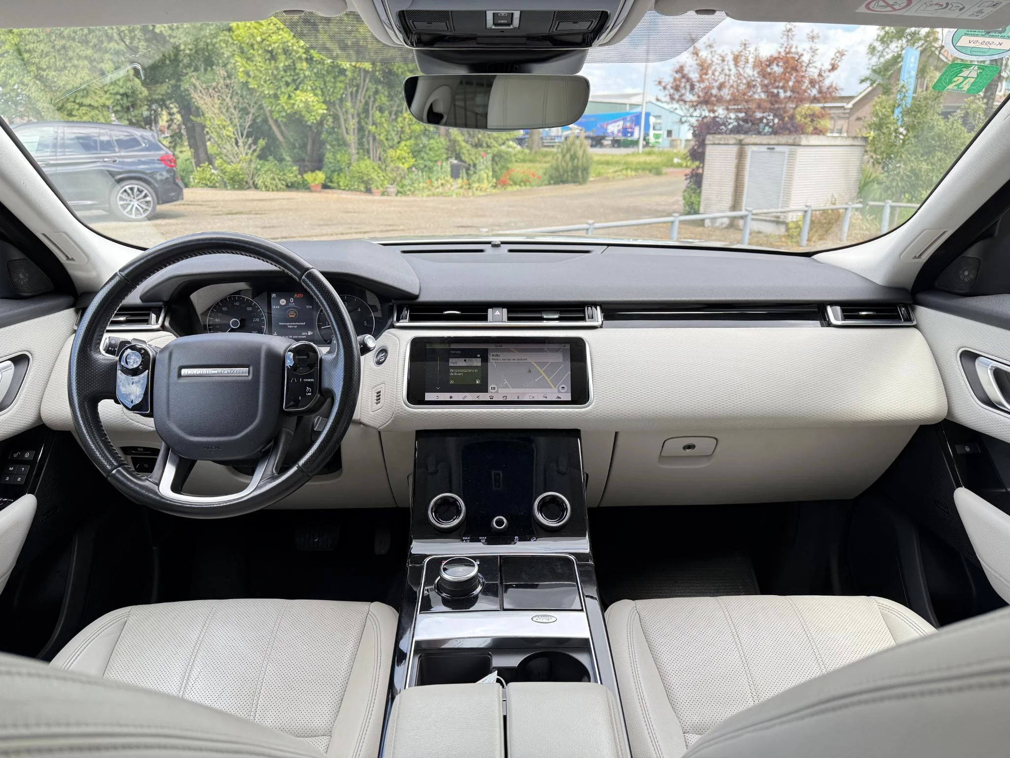 Hoofdafbeelding Land Rover Range Rover Velar