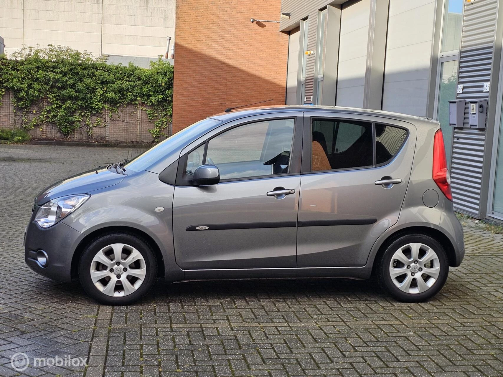 Hoofdafbeelding Opel Agila