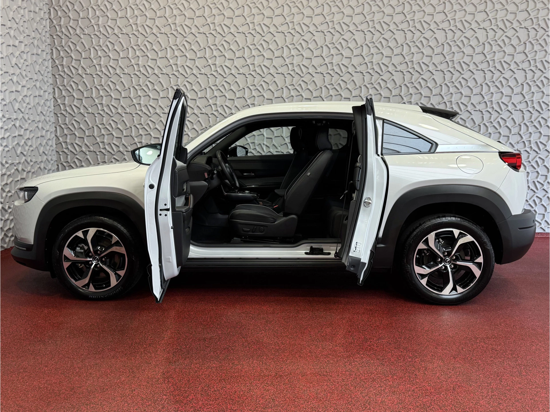 Hoofdafbeelding Mazda MX-30