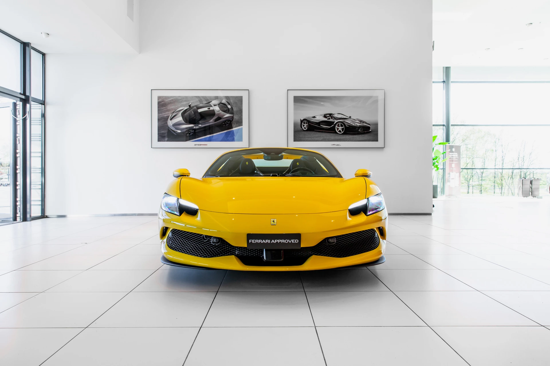 Hoofdafbeelding Ferrari 296