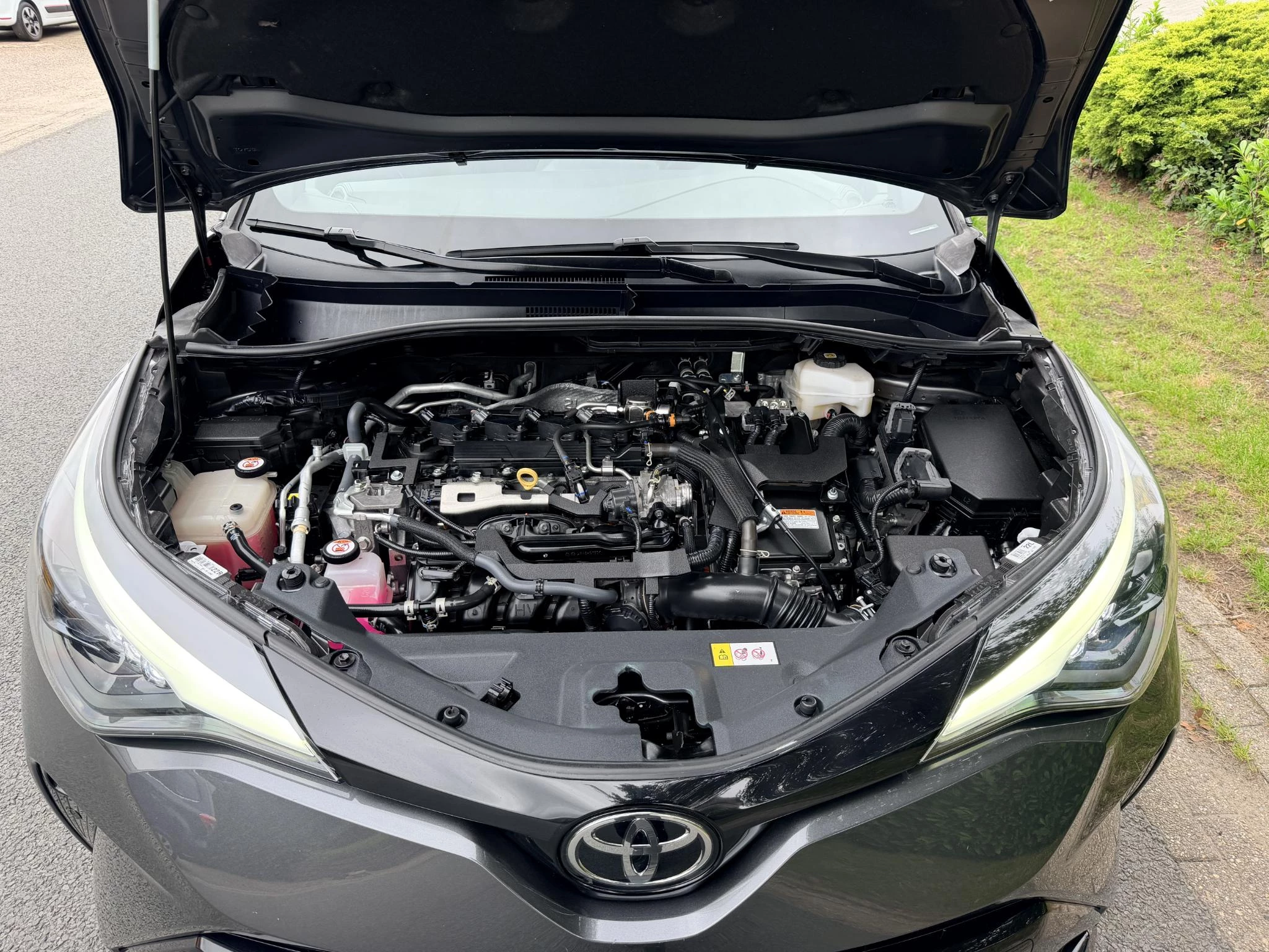 Hoofdafbeelding Toyota C-HR
