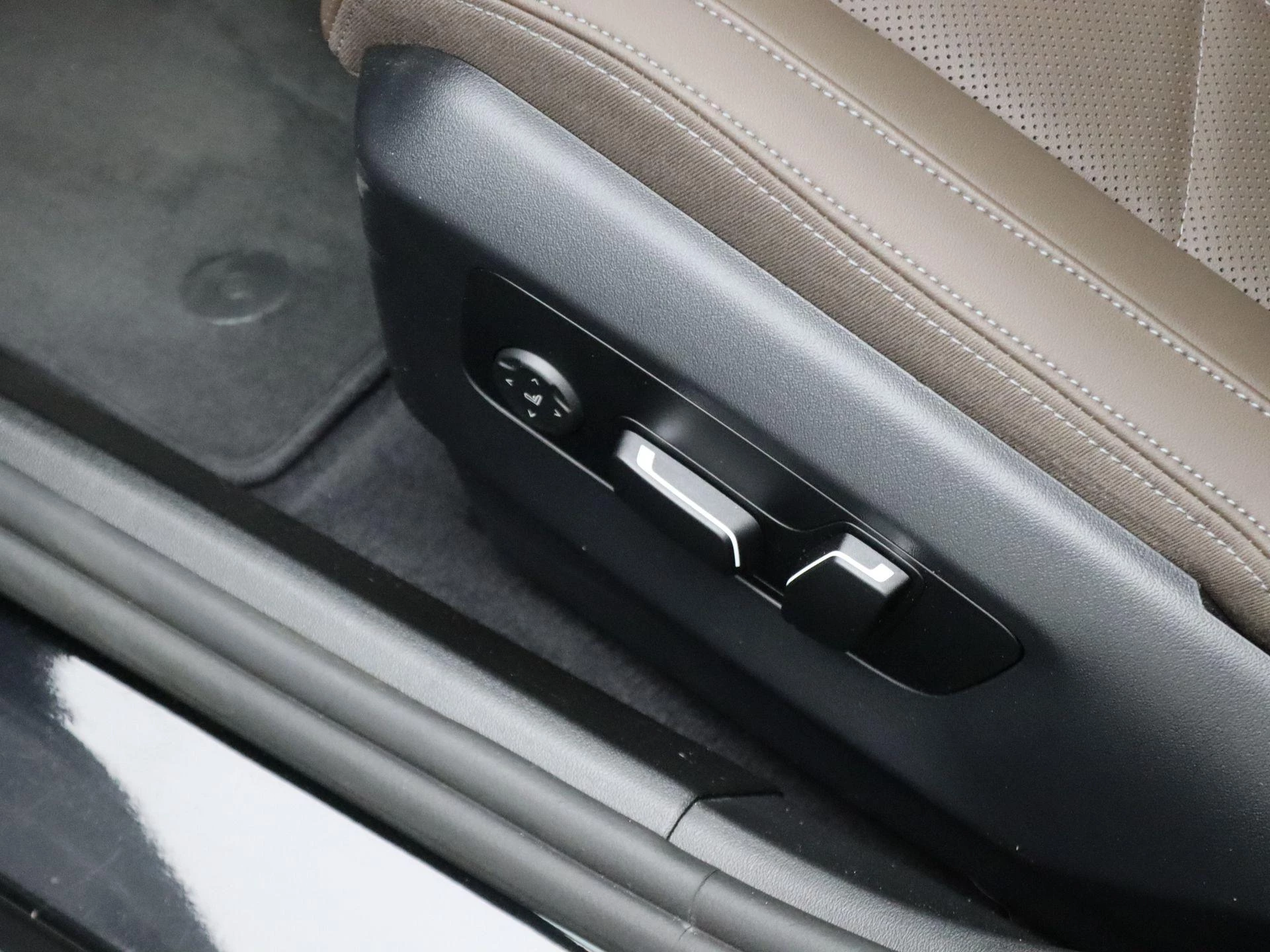 Hoofdafbeelding BMW i5