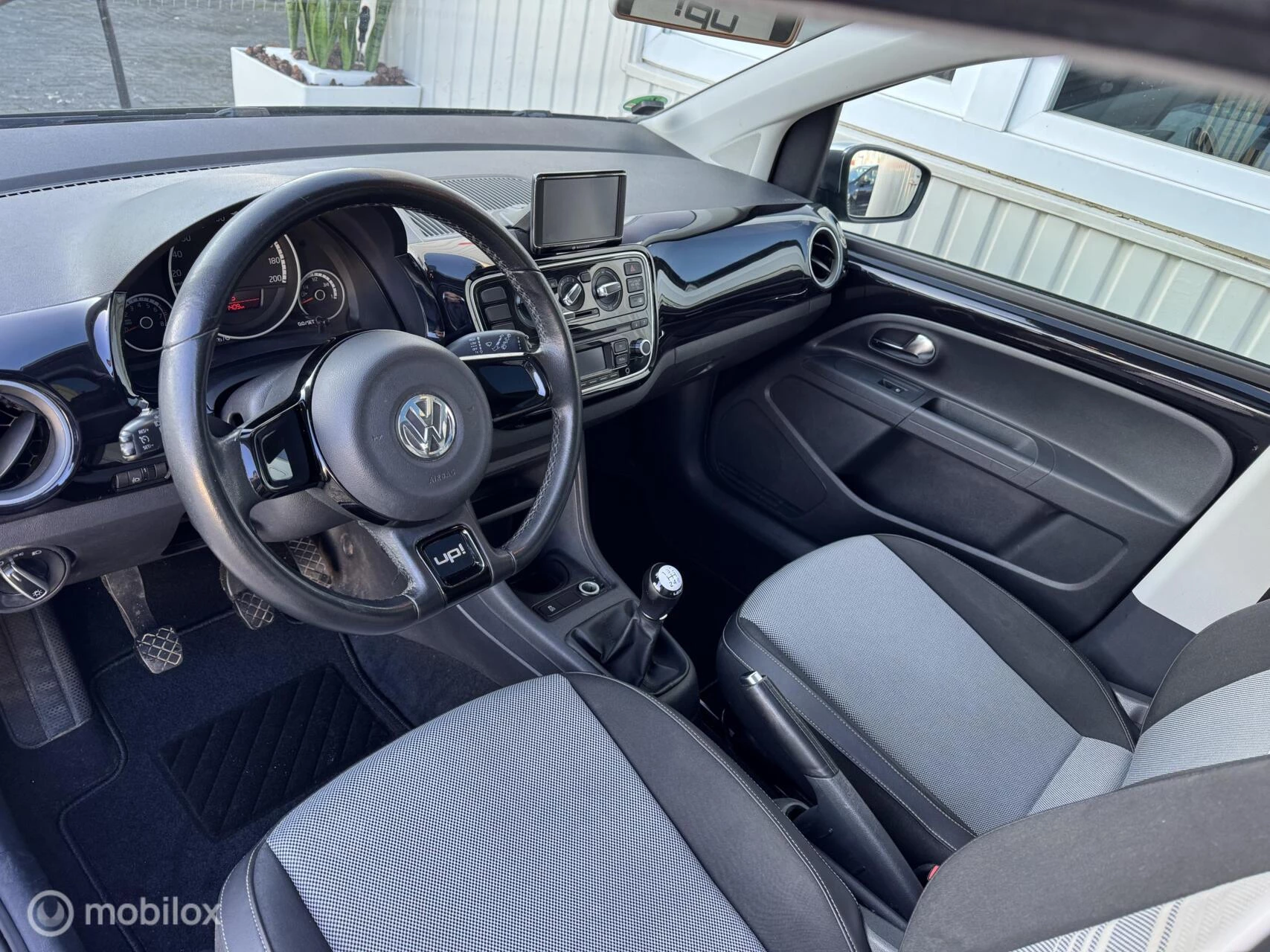 Hoofdafbeelding Volkswagen up!