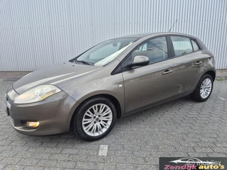 Hoofdafbeelding Fiat Bravo Fiat Bravo 1.4 T-Jet 120 pK Corporate / APK t/m 30-10-2026