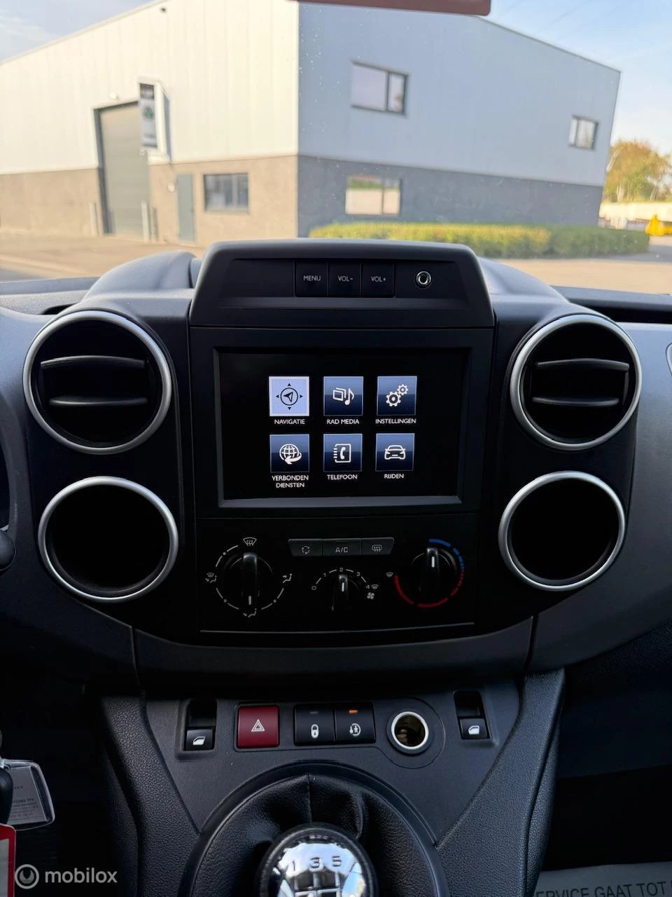 Hoofdafbeelding Peugeot Partner