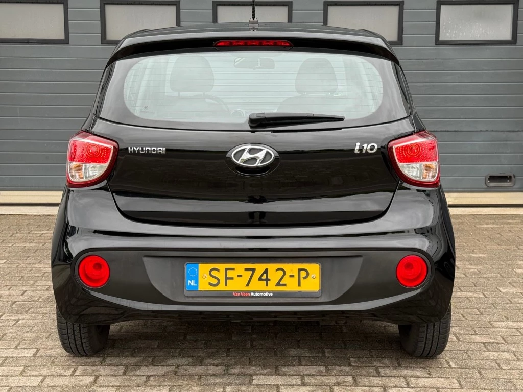 Hoofdafbeelding Hyundai i10
