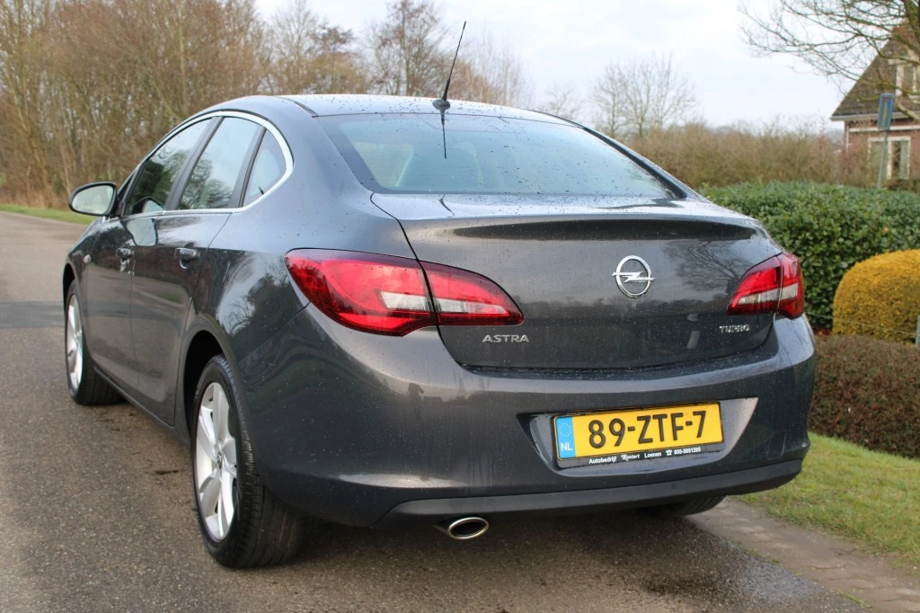Hoofdafbeelding Opel Astra
