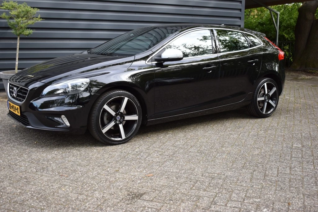 Hoofdafbeelding Volvo V40