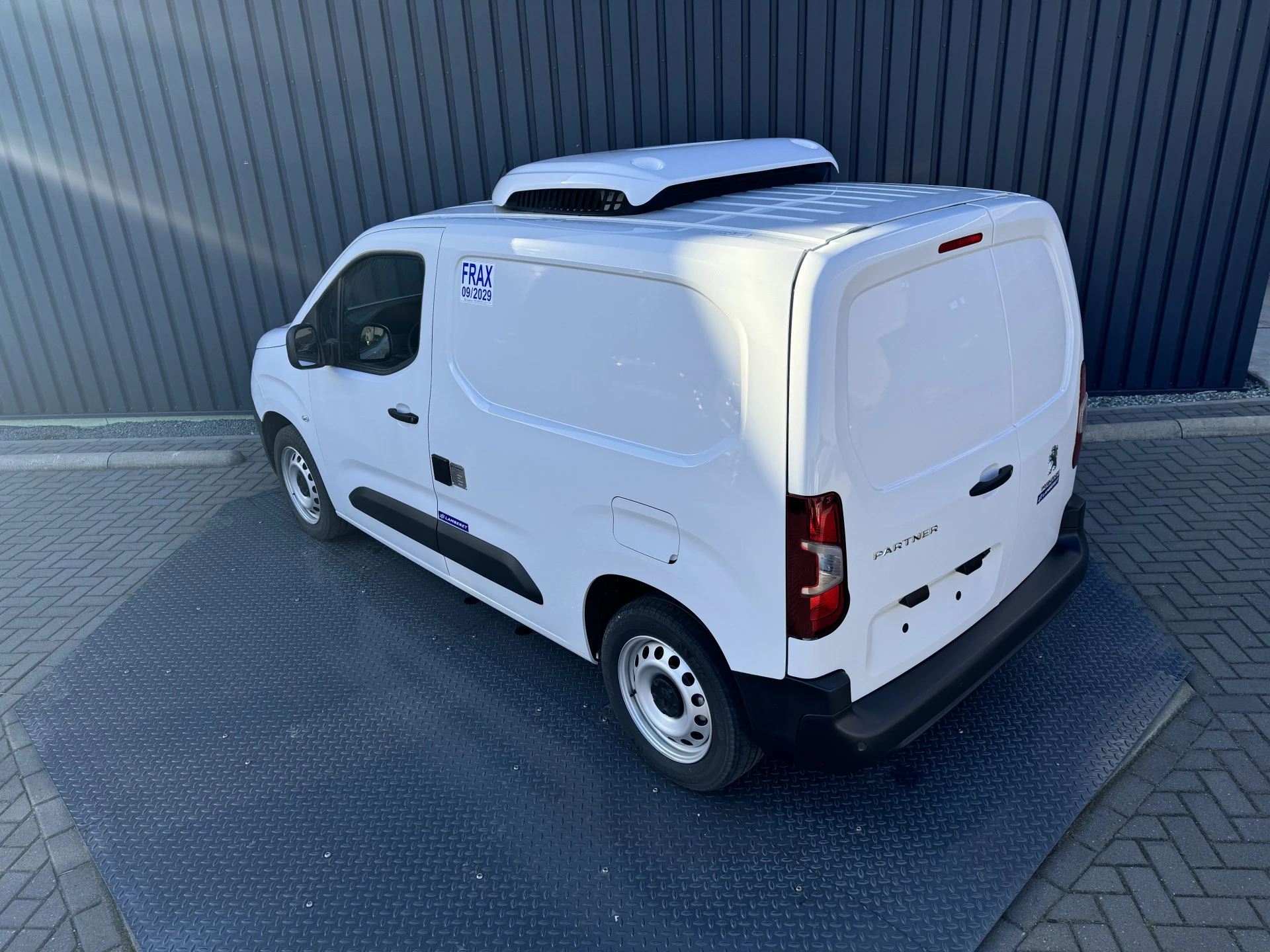 Hoofdafbeelding Peugeot Partner