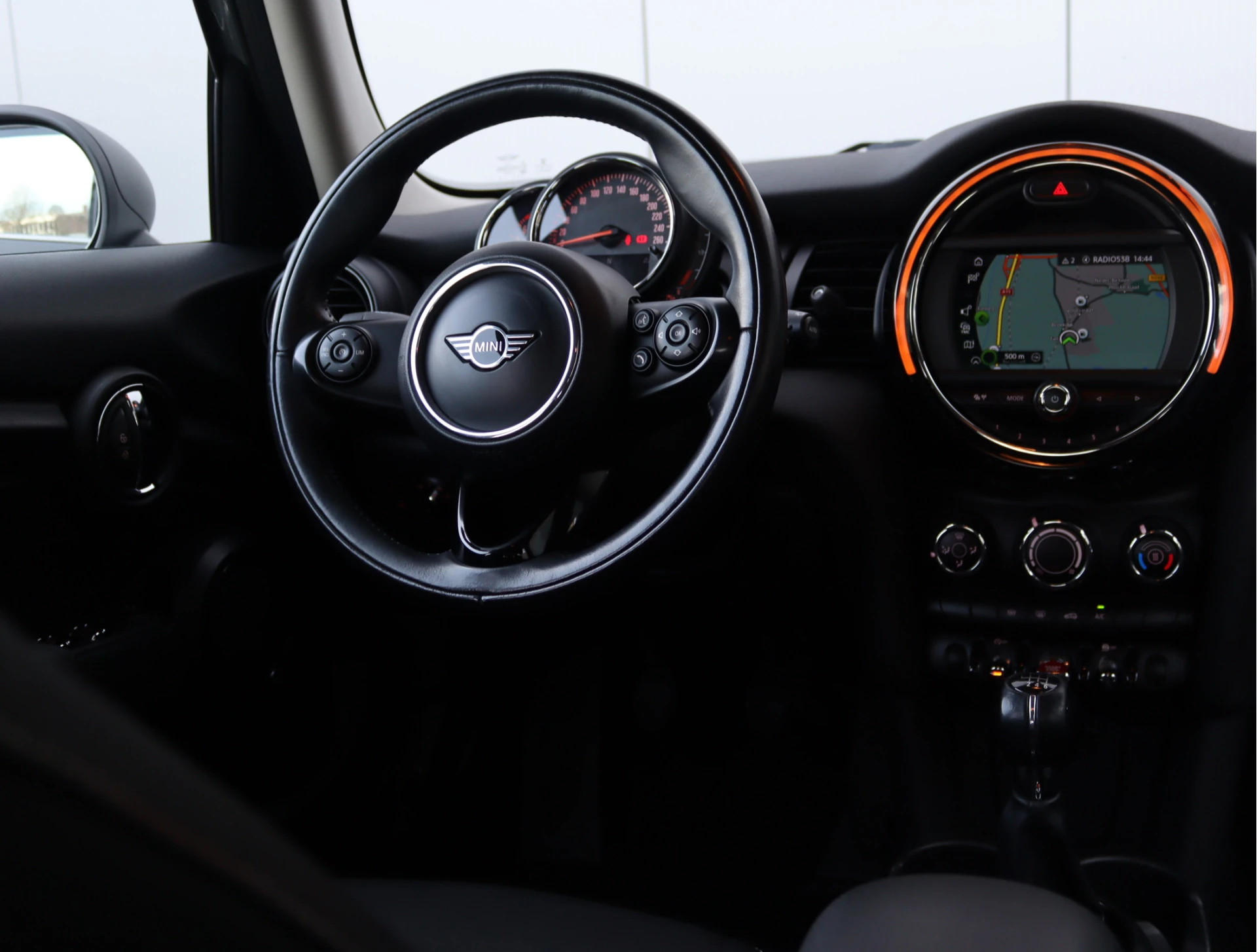 Hoofdafbeelding MINI One