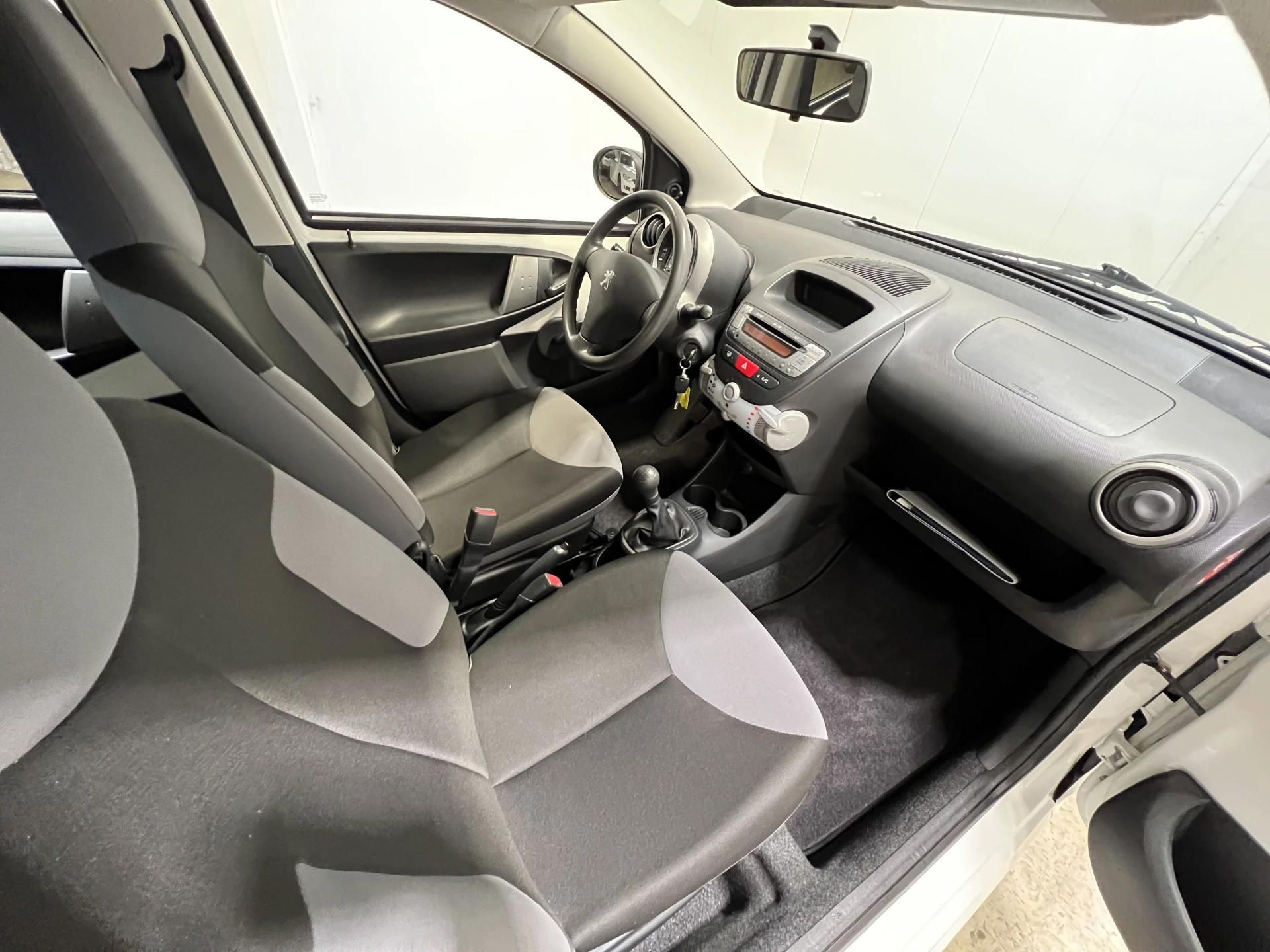 Hoofdafbeelding Peugeot 107