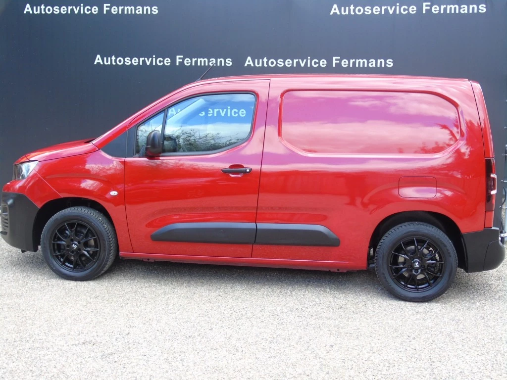 Hoofdafbeelding Peugeot Partner