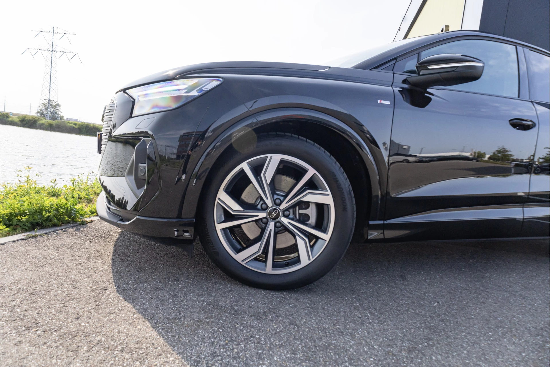 Hoofdafbeelding Audi Q4 e-tron