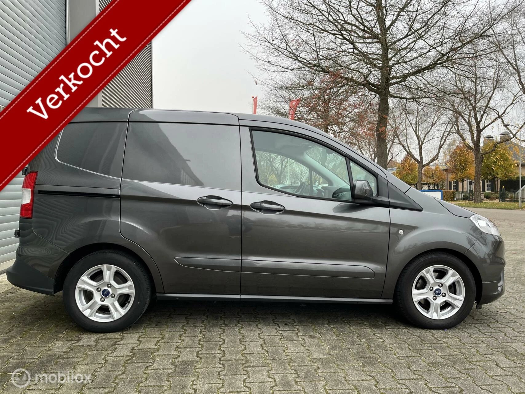 Hoofdafbeelding Ford Transit Courier