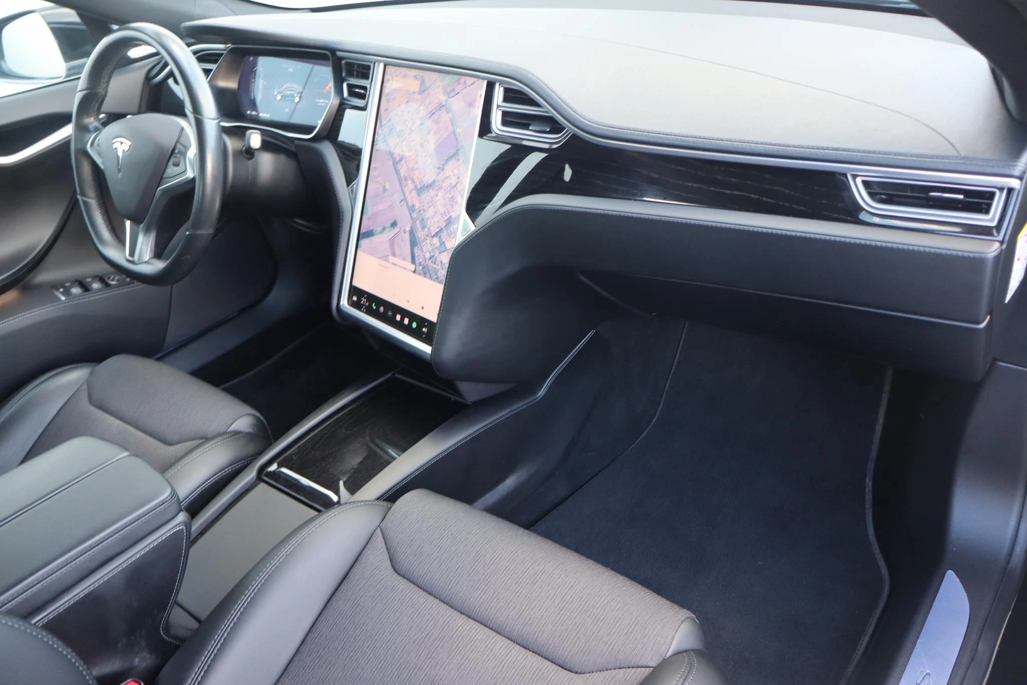 Hoofdafbeelding Tesla Model S