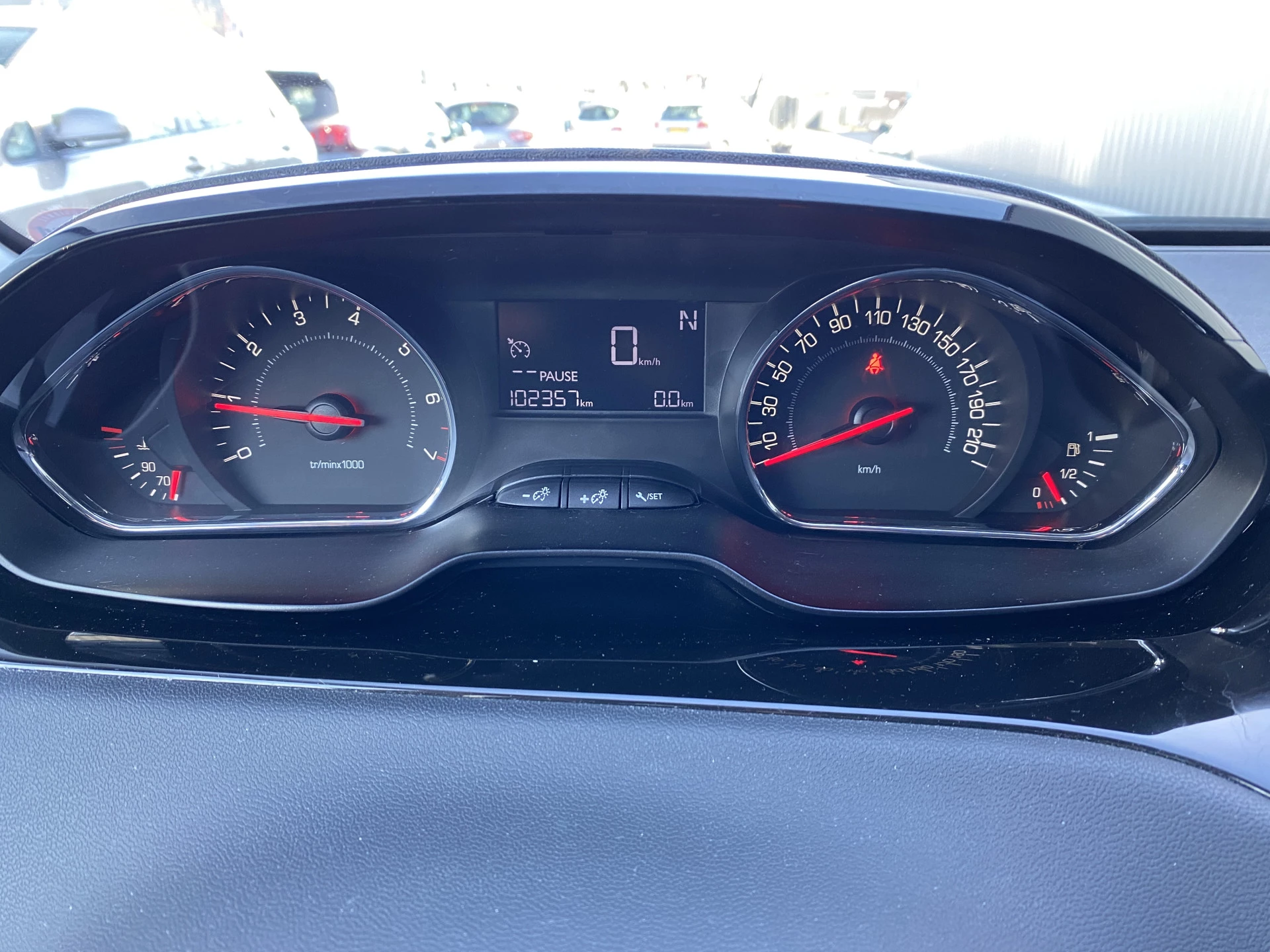 Hoofdafbeelding Peugeot 208