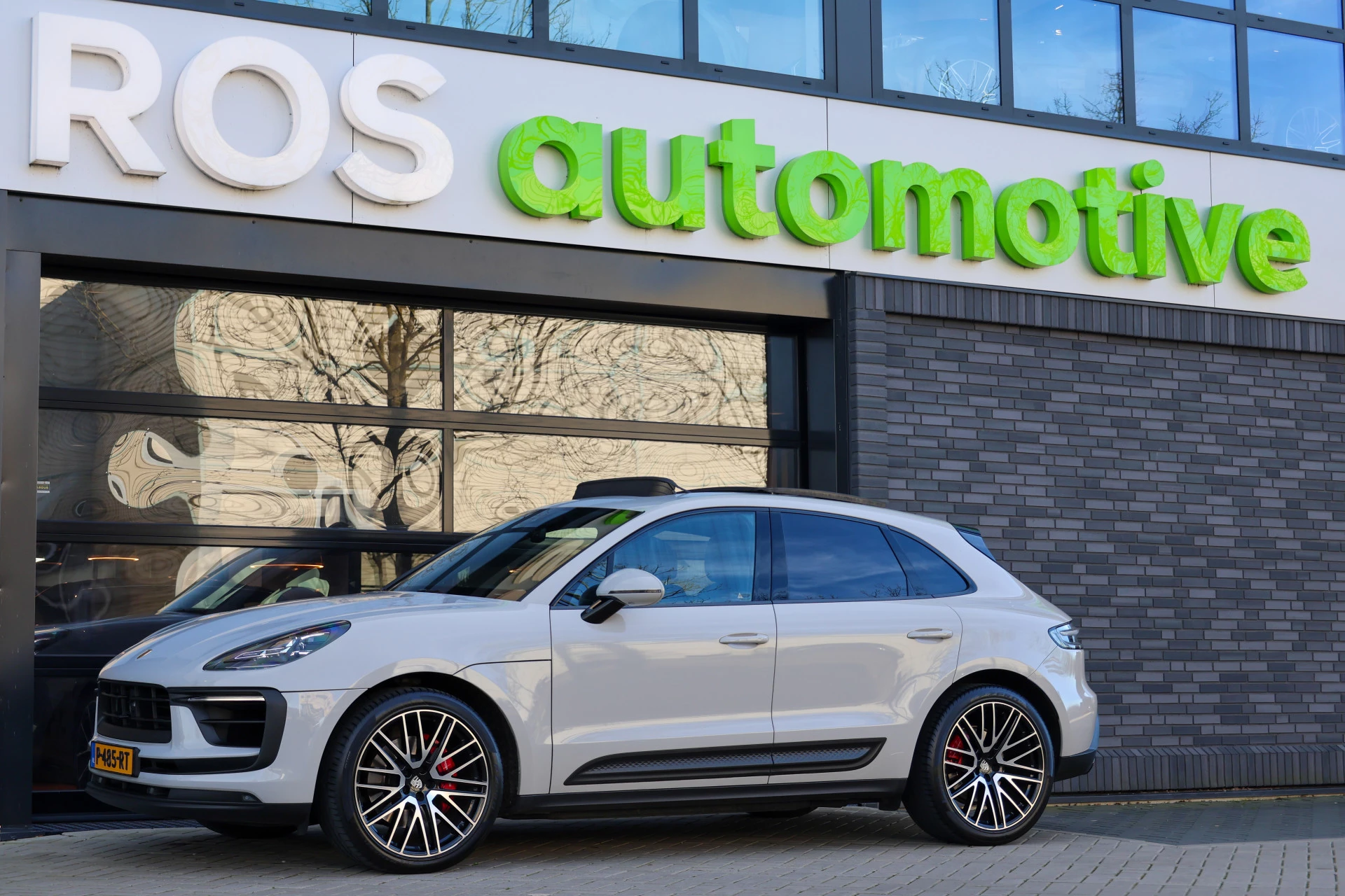 Hoofdafbeelding Porsche Macan