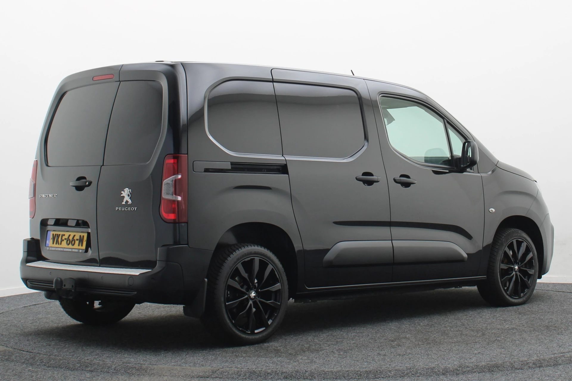 Hoofdafbeelding Peugeot Partner