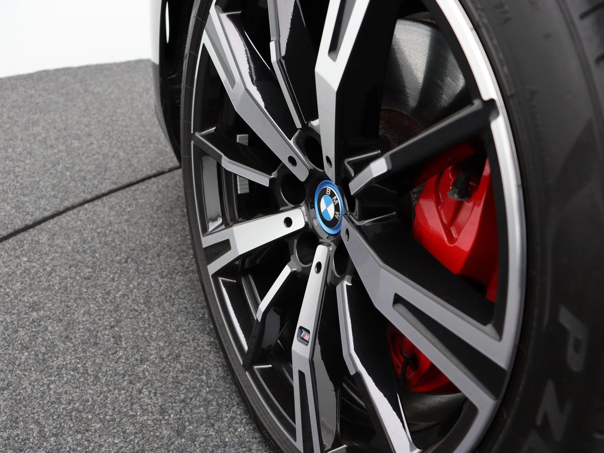 Hoofdafbeelding BMW i5