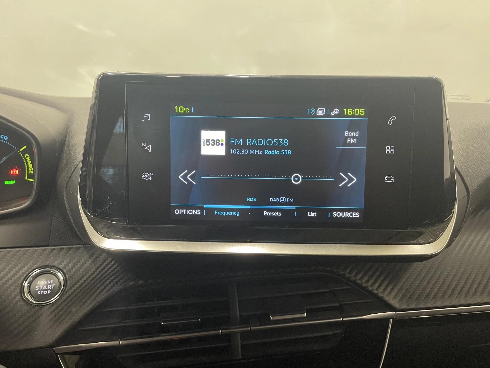 Hoofdafbeelding Peugeot e-208