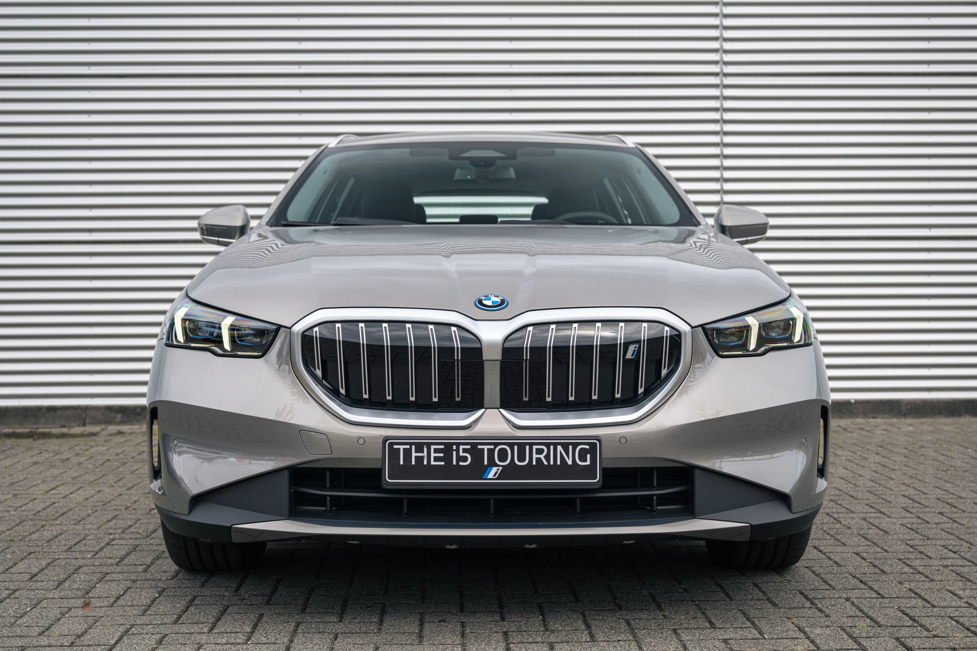 Hoofdafbeelding BMW i5