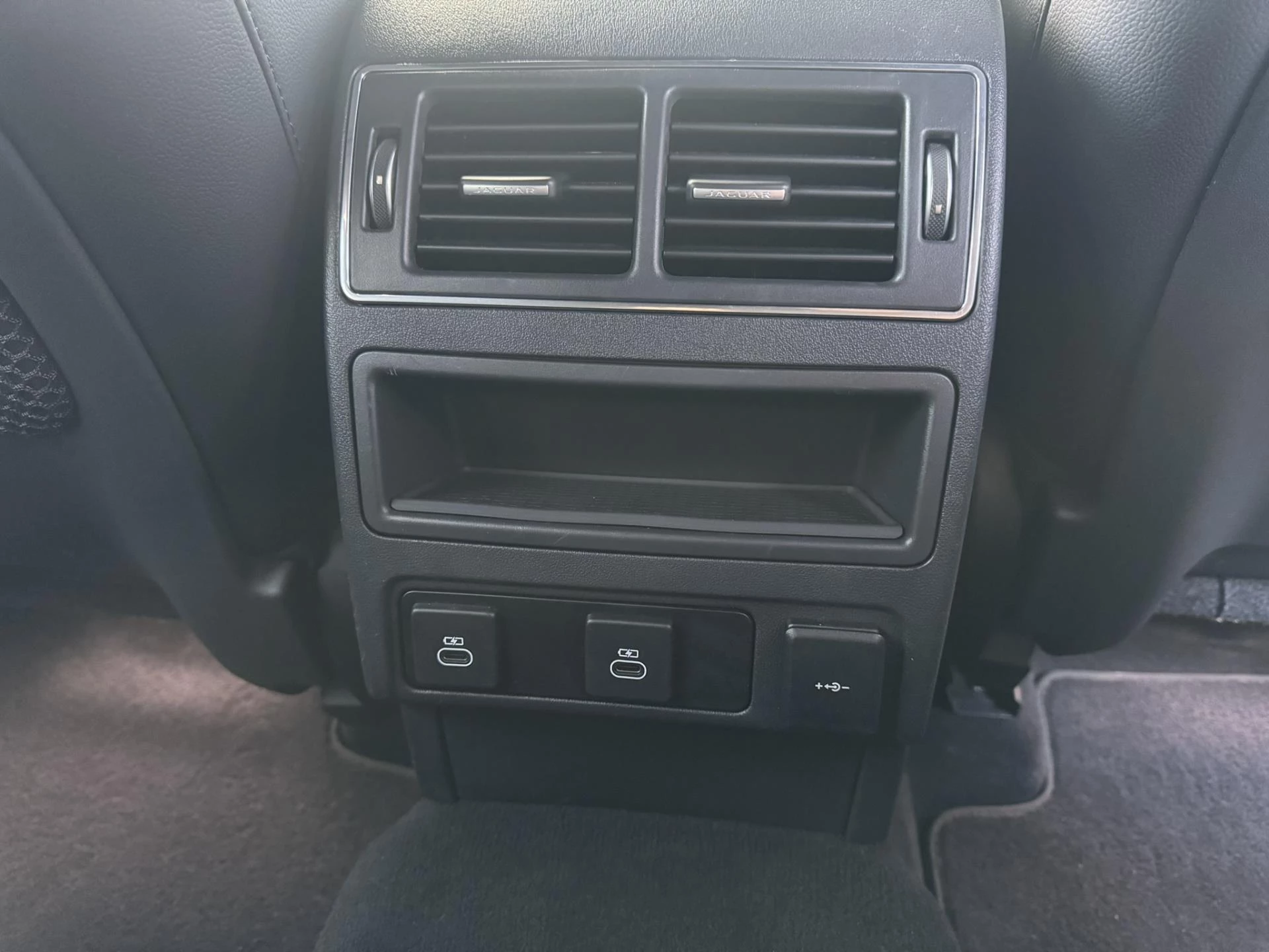 Hoofdafbeelding Jaguar F-PACE